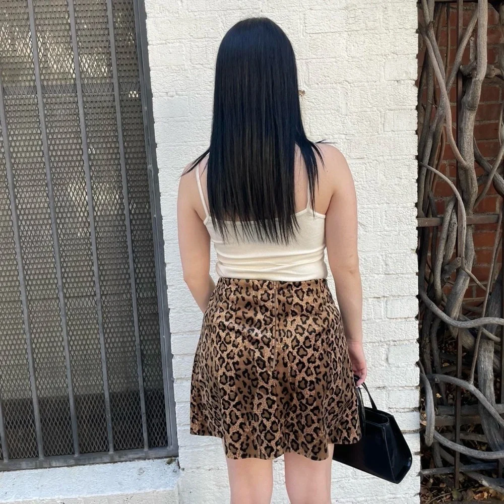 Vintage retro cheetah Leopard print fuzzy mini skirt sz s / 26